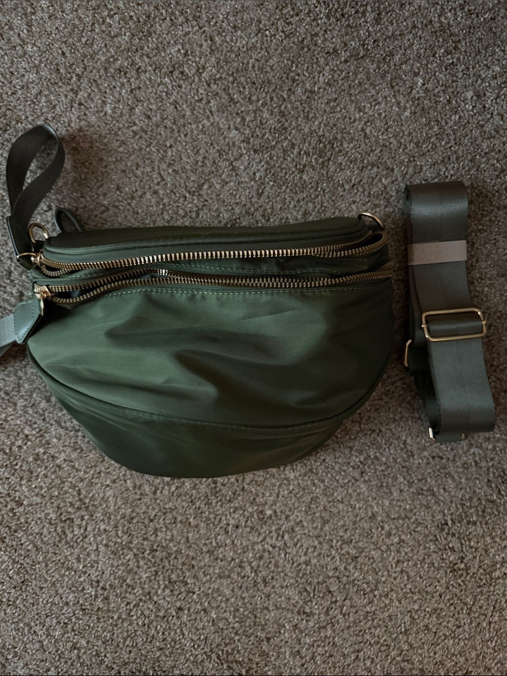 Emmafy Olive Green Go Free - The Roomiest Bum Bag